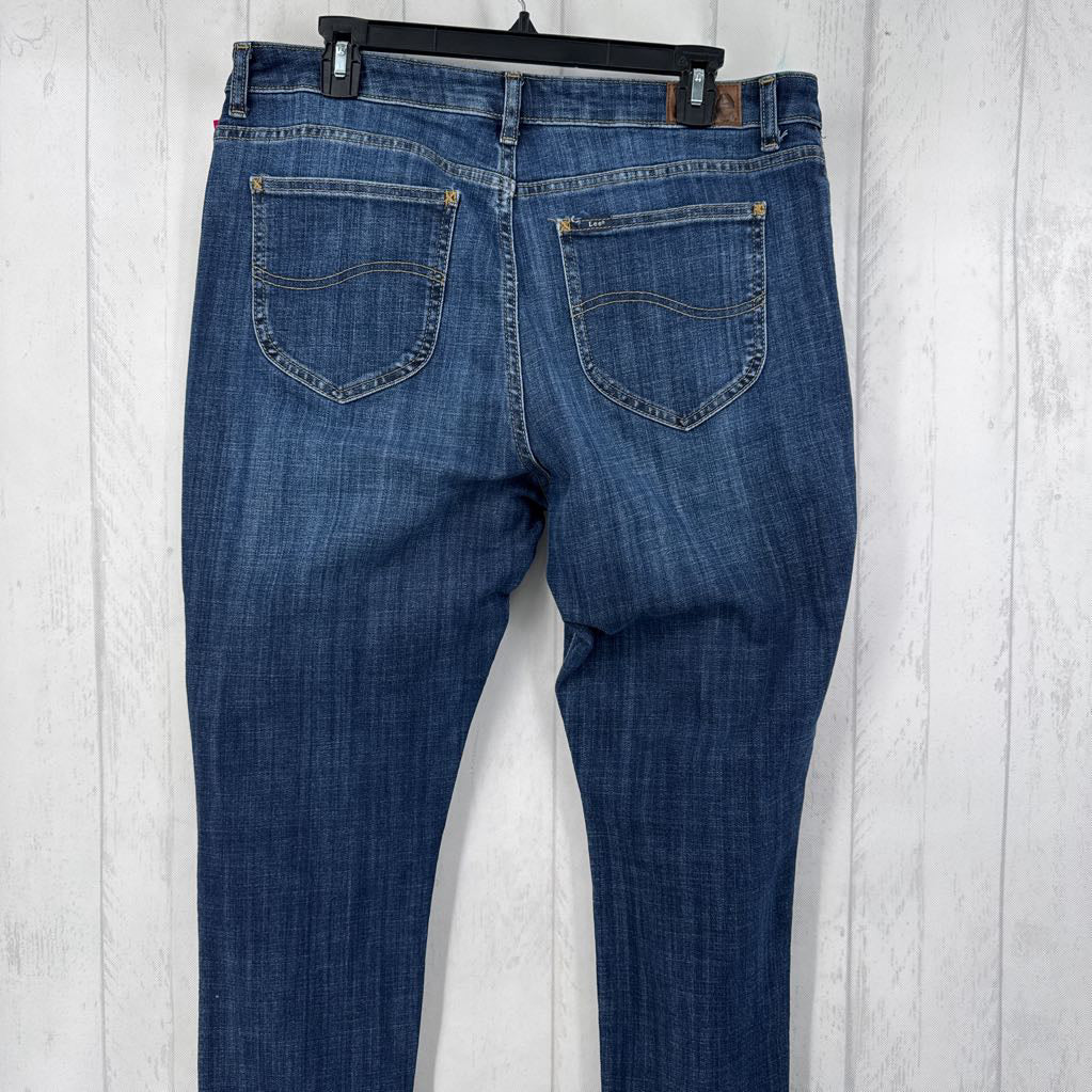 16 slim fit jeans