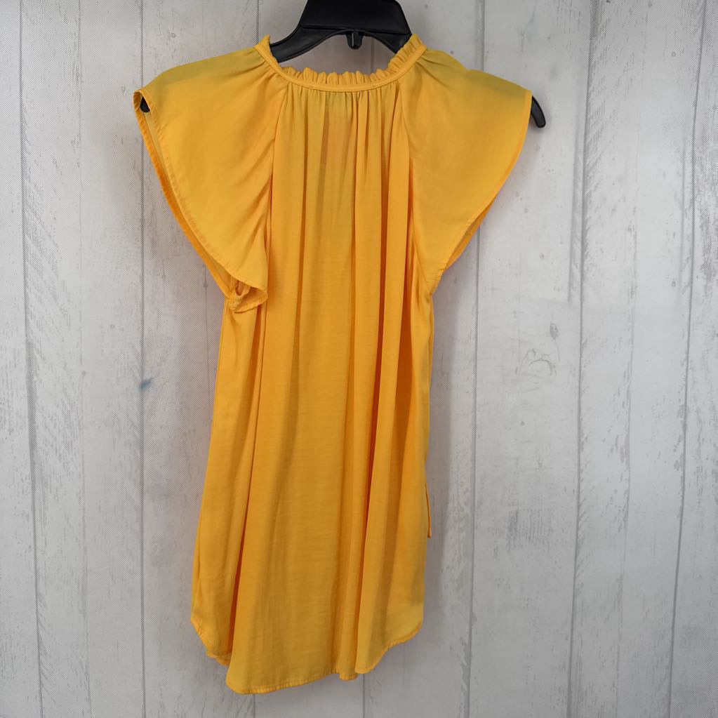 XS ruffle s/s v-neck top