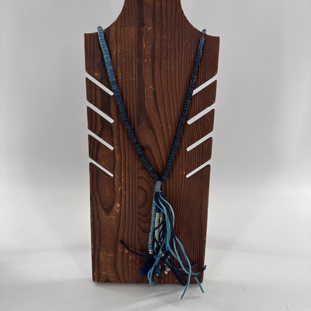 R55 22" wood bead & tassel necklace