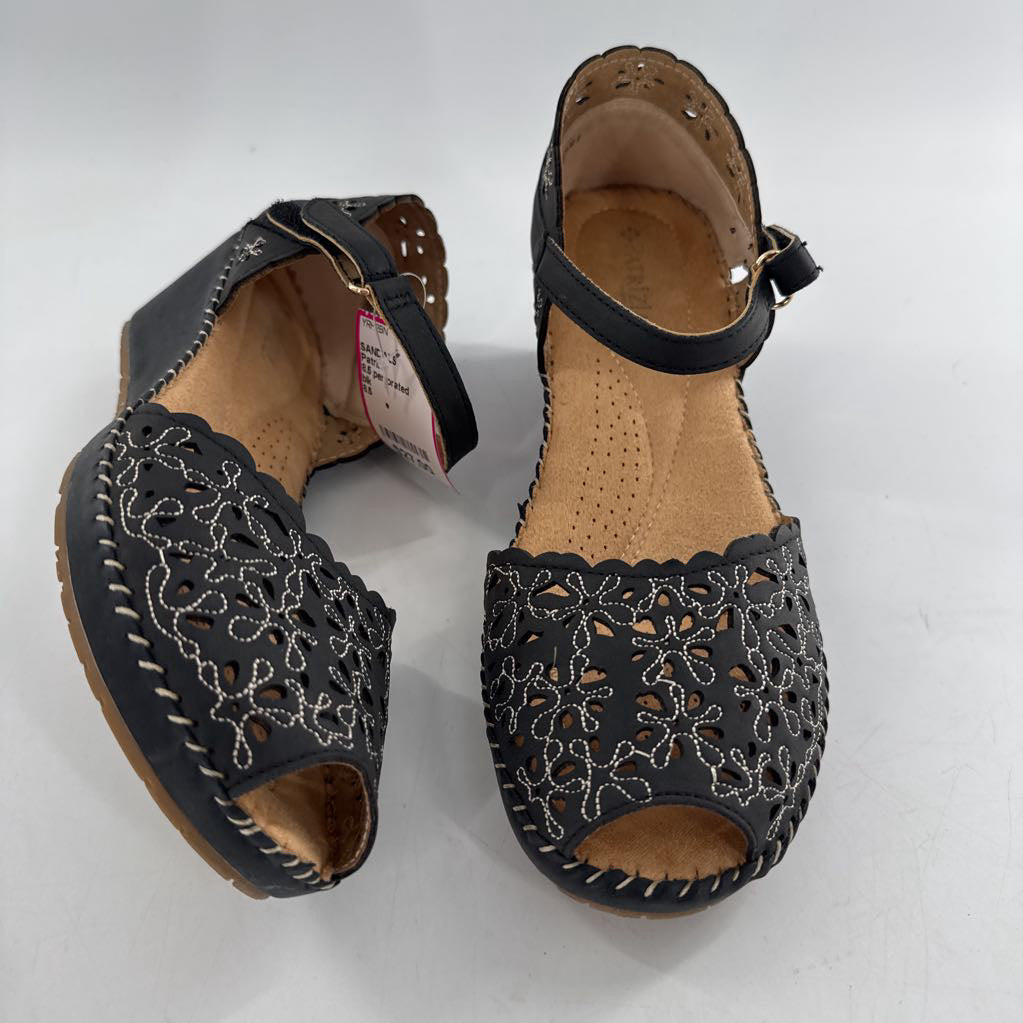 8.5 perforated leather sandal