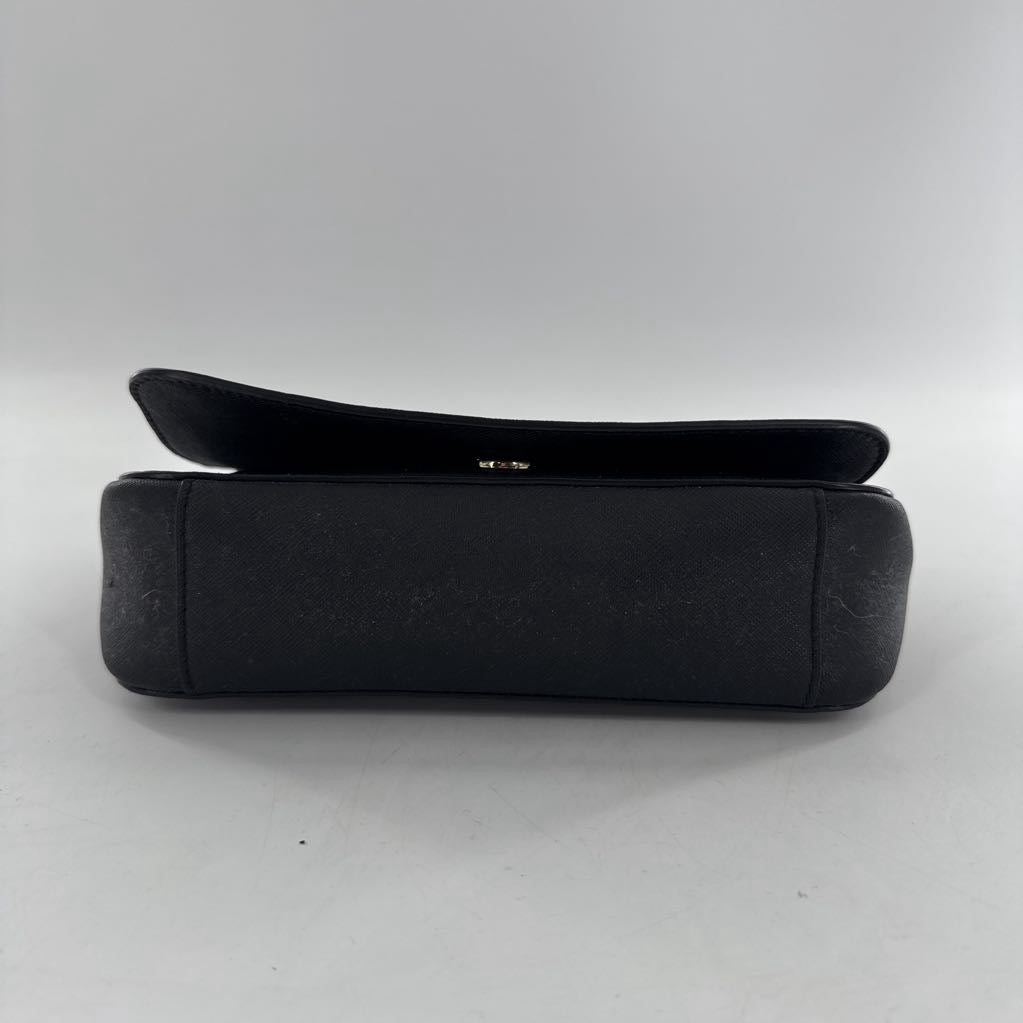 chain strap flap crossbody