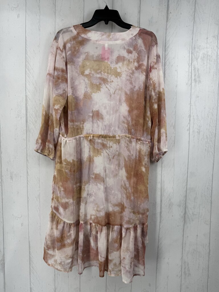 R35 XL semi-sheer floral cover-up