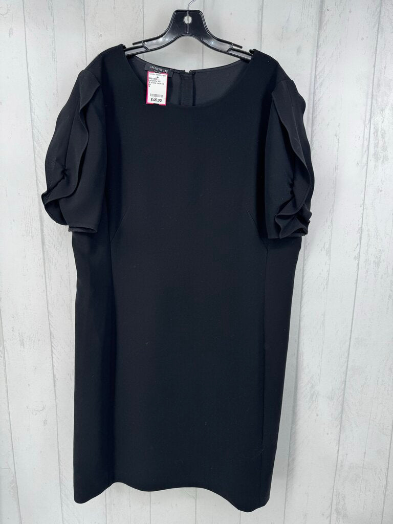 16 scoop neck s/s dress