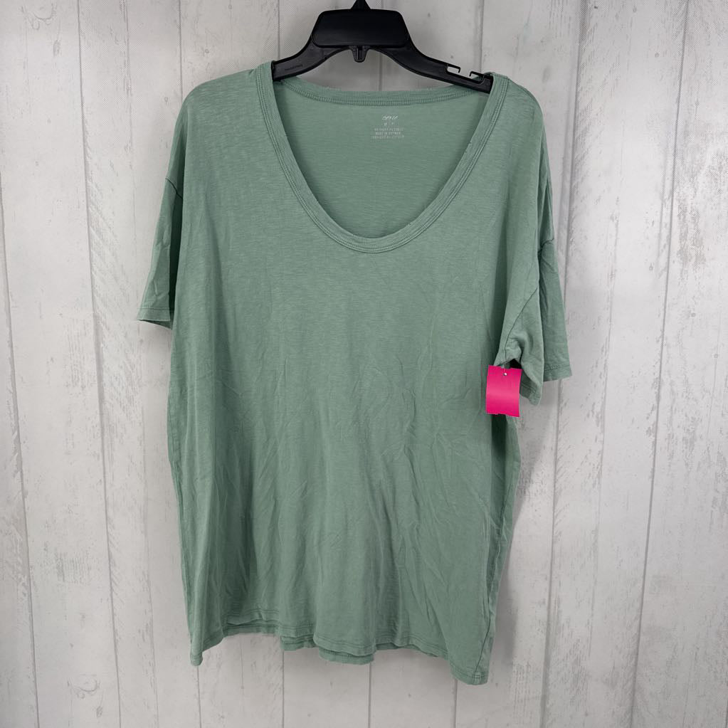 M s/s scoop neck top