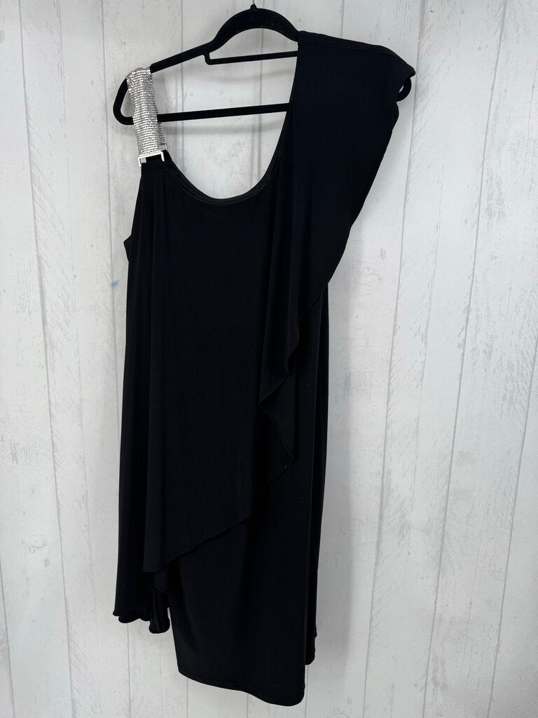 16 chainmetal strap flowy dress