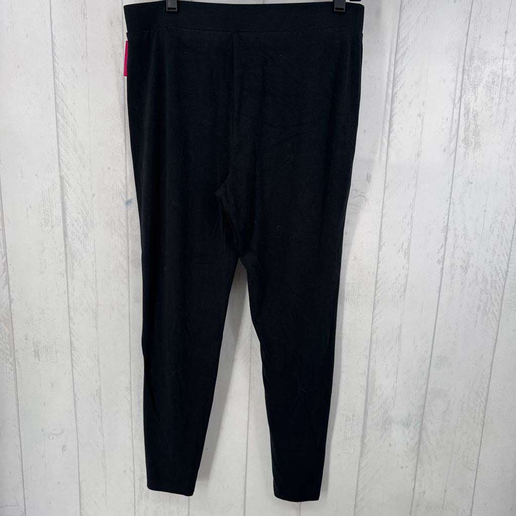 L pull-on leggings