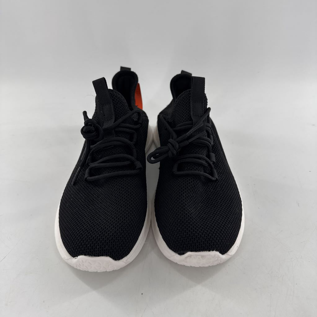 9 knit slip-on sneaker