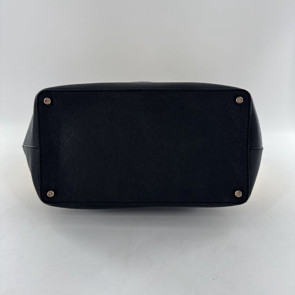 straw & leather tote bag