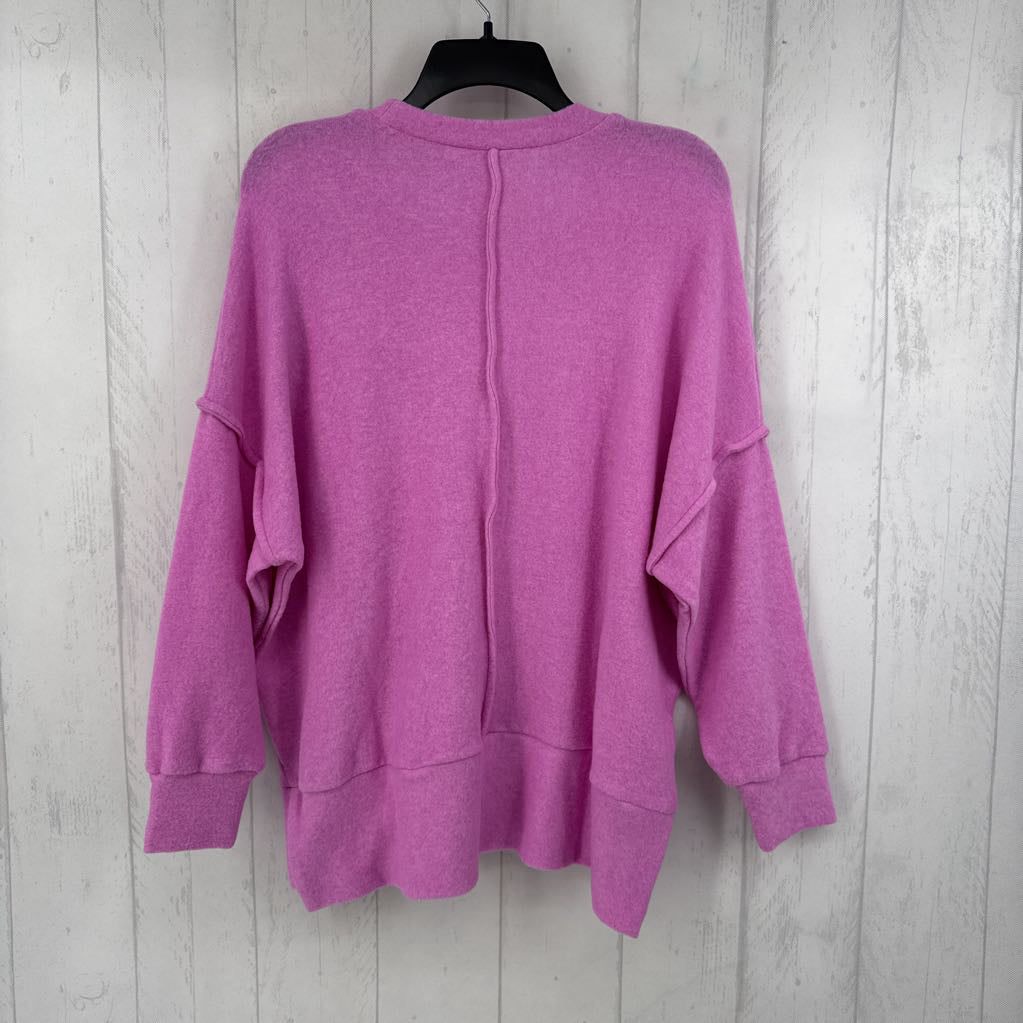 S/M crewneck sweatshirt