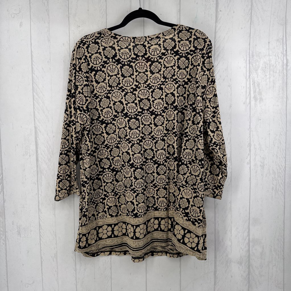 R60 2X printed notch-neck 3/4 slv top