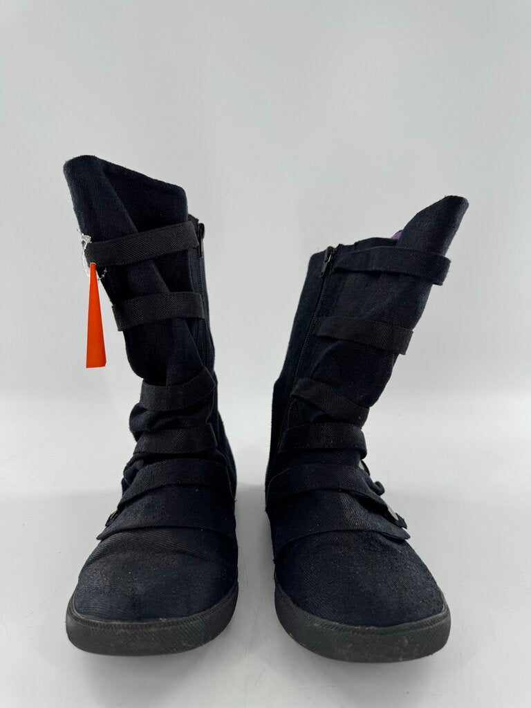 8 canvas button accent mid-calf boot