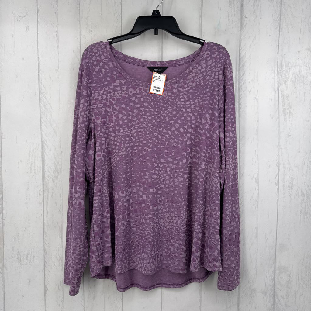 XL animal print l/s top