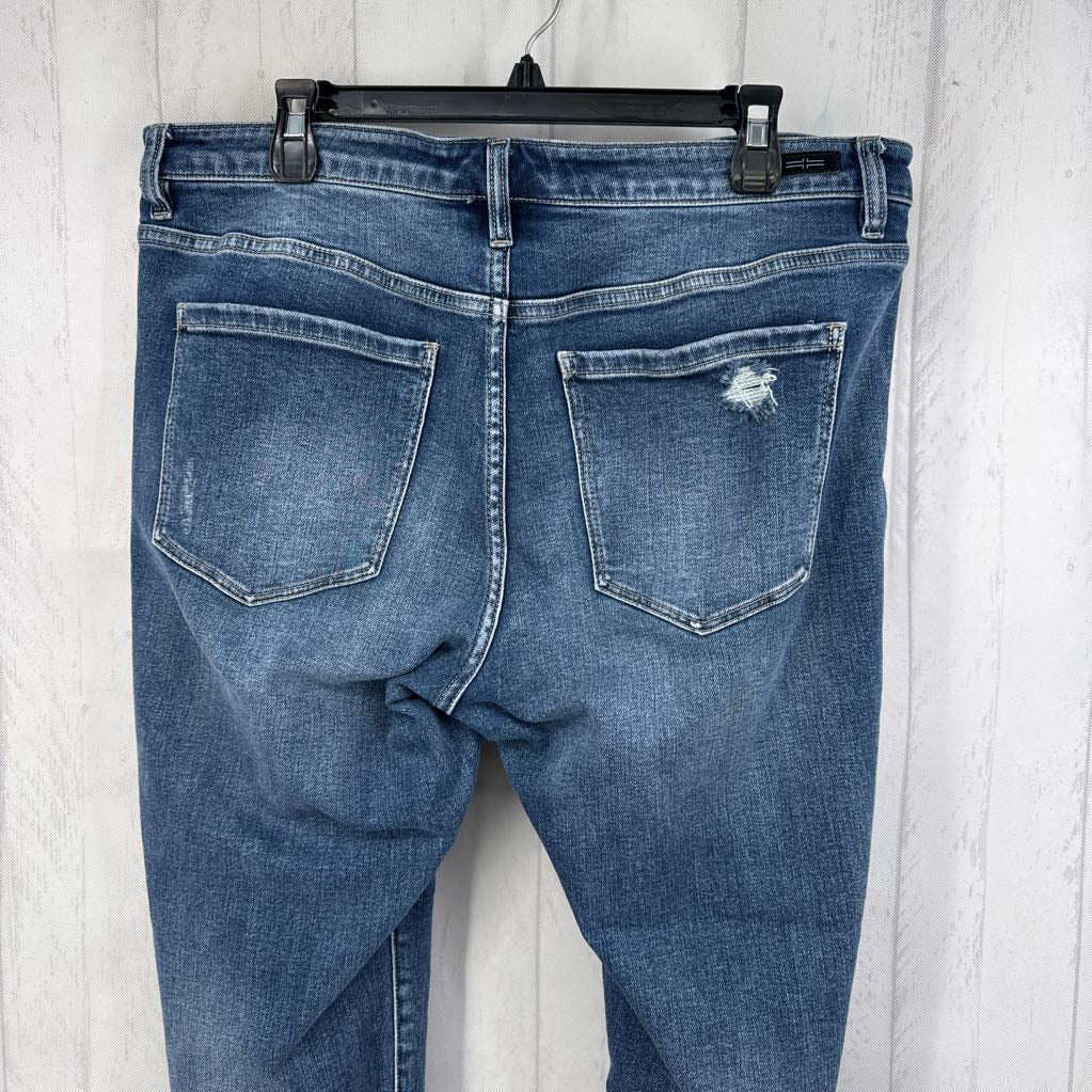 14/32 crop straight leg jean