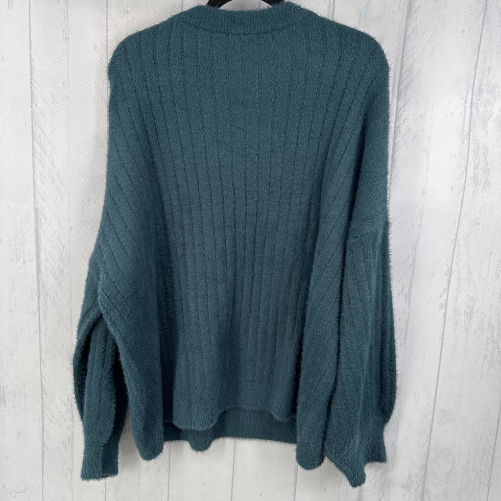 XXL crewneck sweater