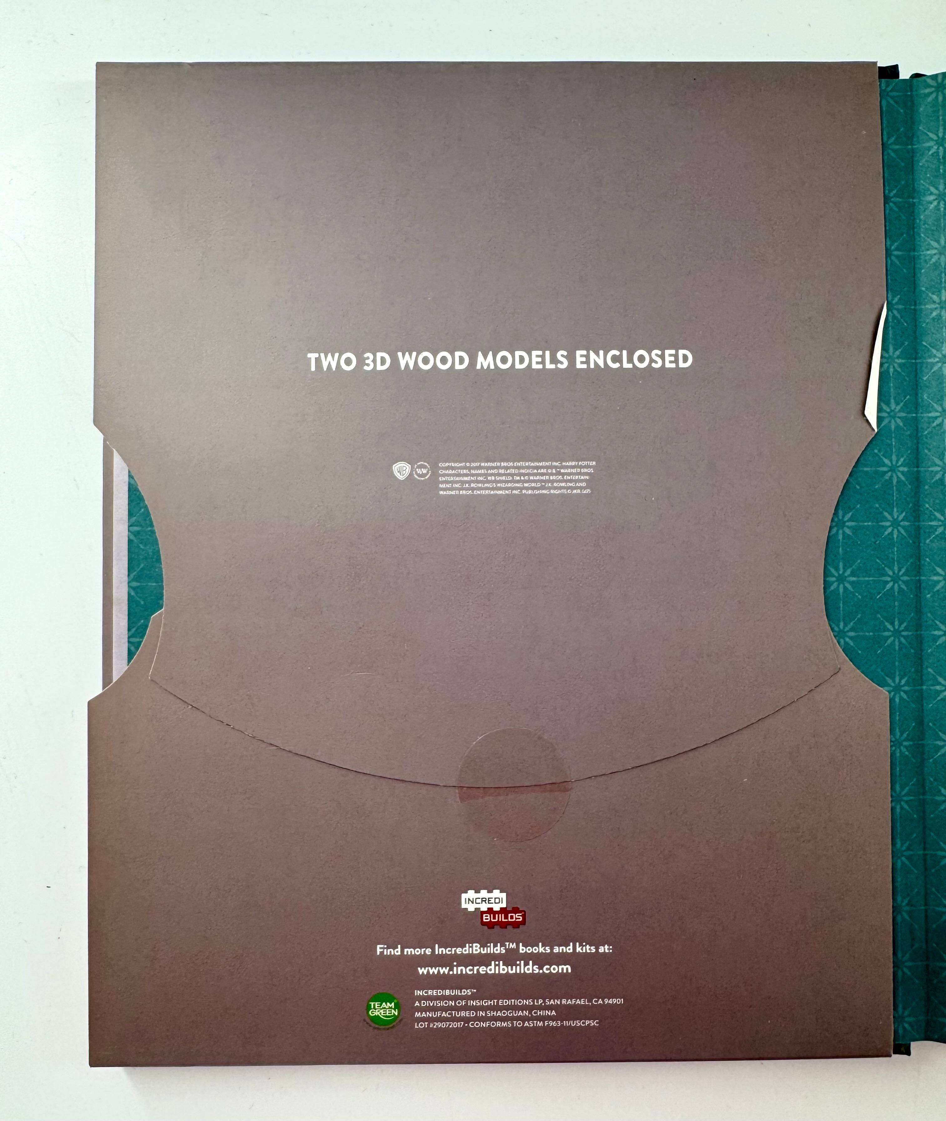 harry potter book & model sets- dobby & buckbeak