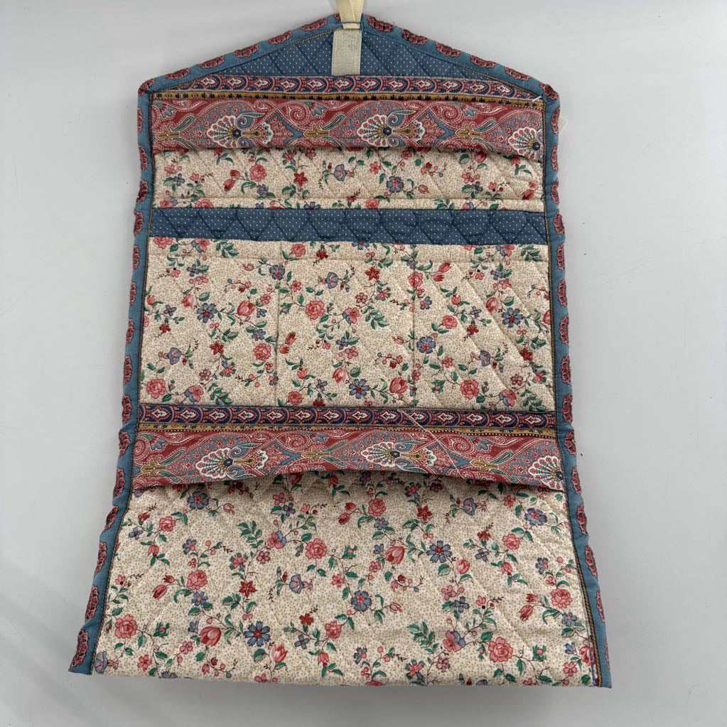 quilted travel organizer