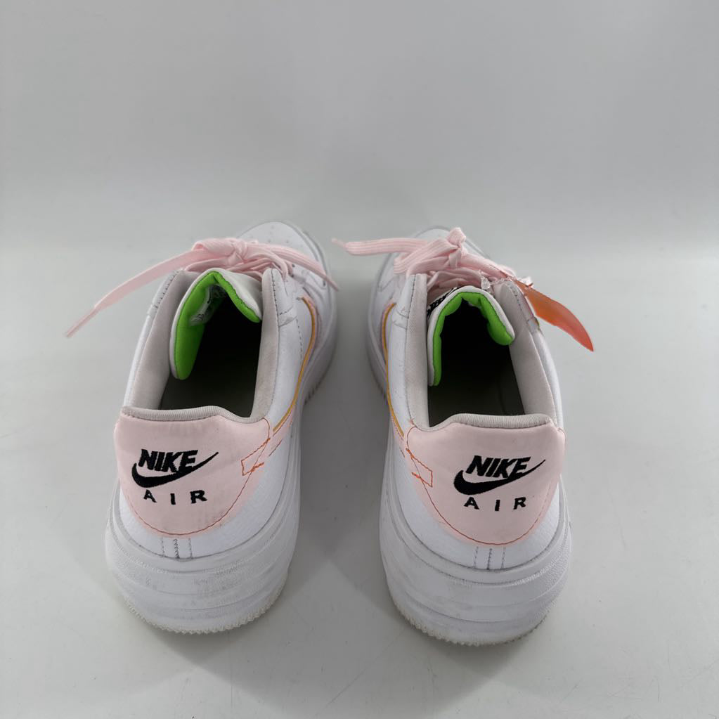 10 AF1 lace-up sneaker