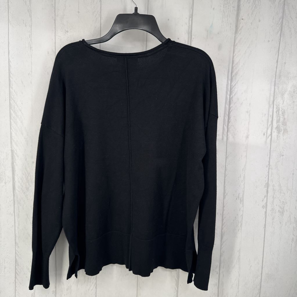 L knit sweater