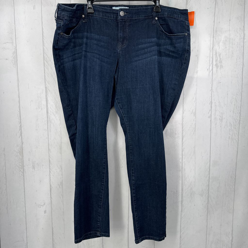 22R Boyfriend Fit Jeans