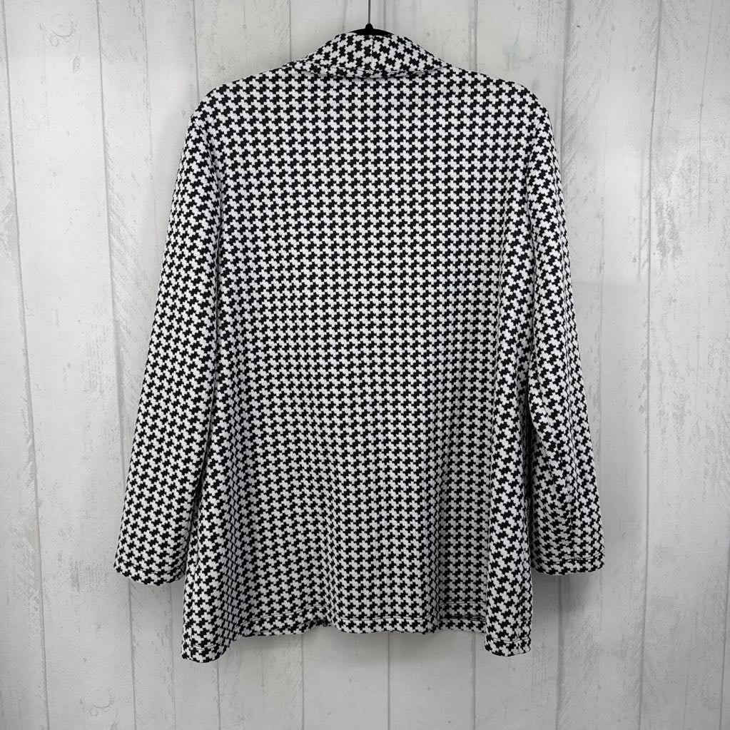XL houndstooth blazer