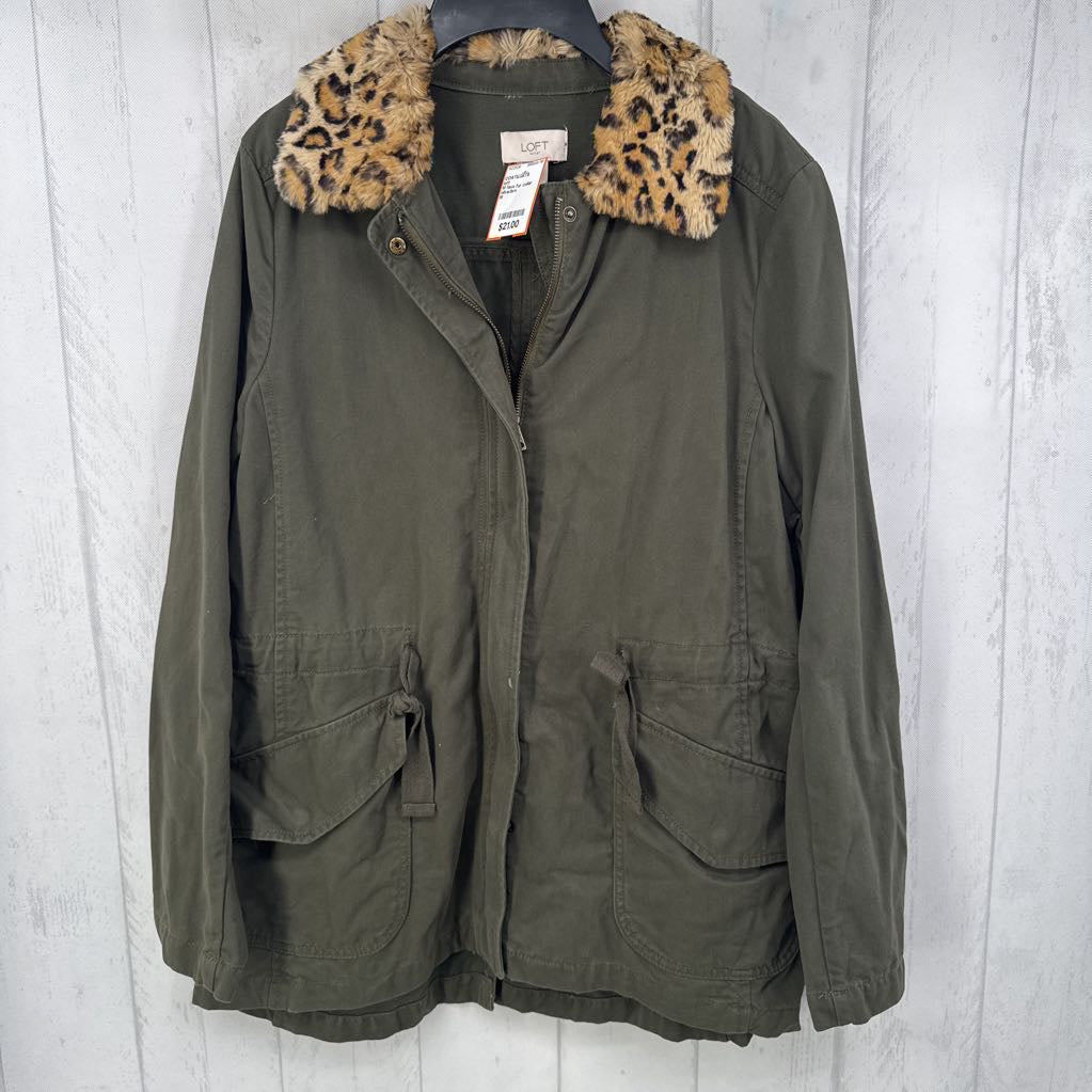 M faux fur collar utility jacket