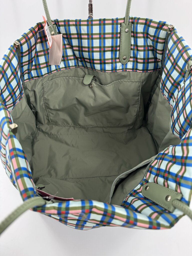R198 puffy plaid tote