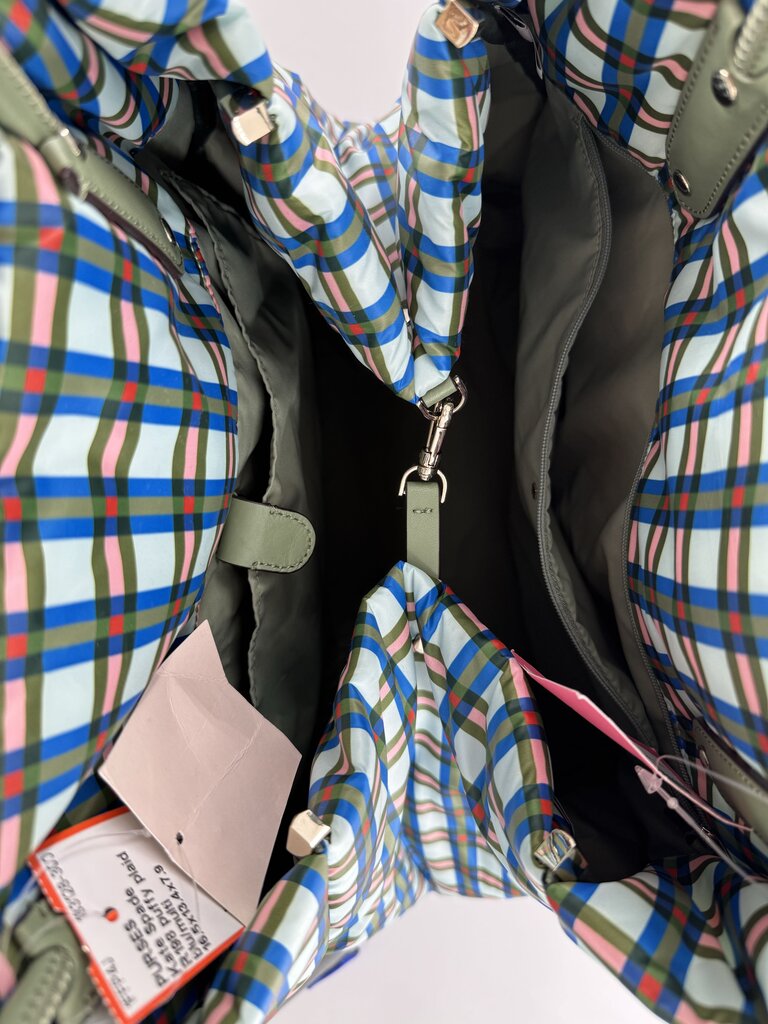 R198 puffy plaid tote