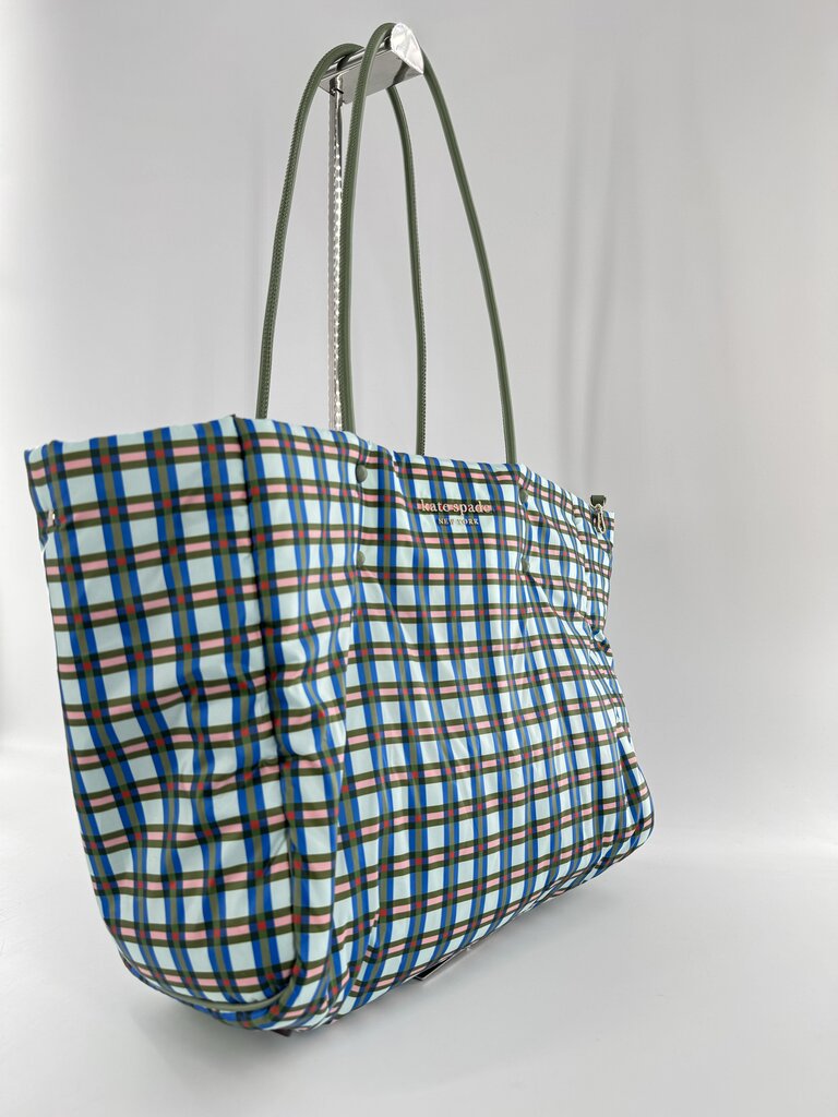 R198 puffy plaid tote