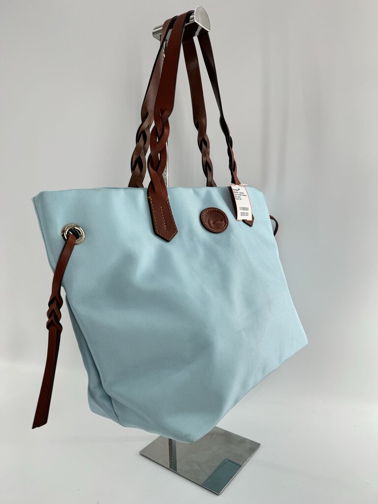 nylon snap closure tote