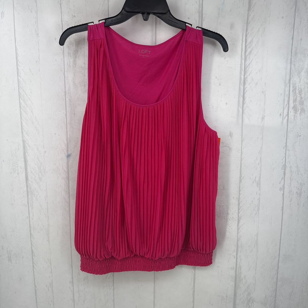 XL pleated front tank