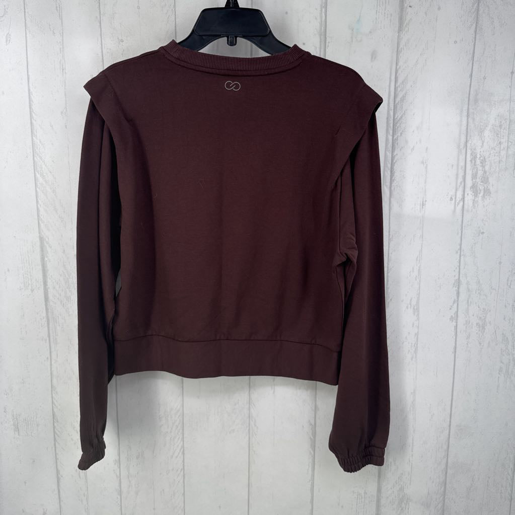 M crewneck sweatshirt