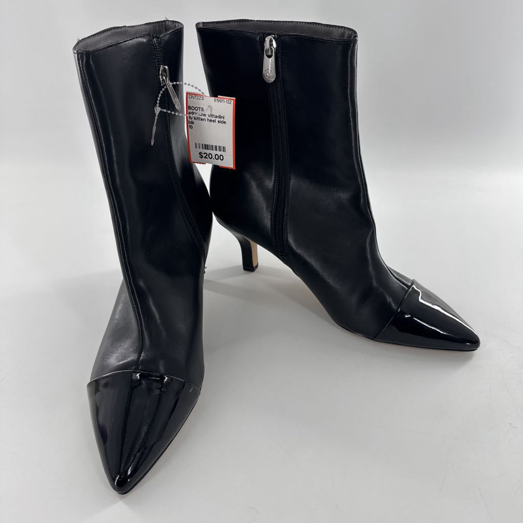 10 kitten heel side zip boots