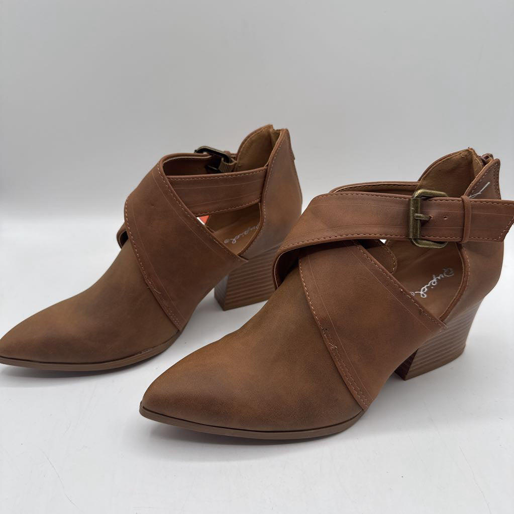 6 buckle wrap bootie