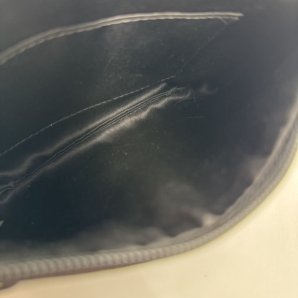 patent/leather wristlet