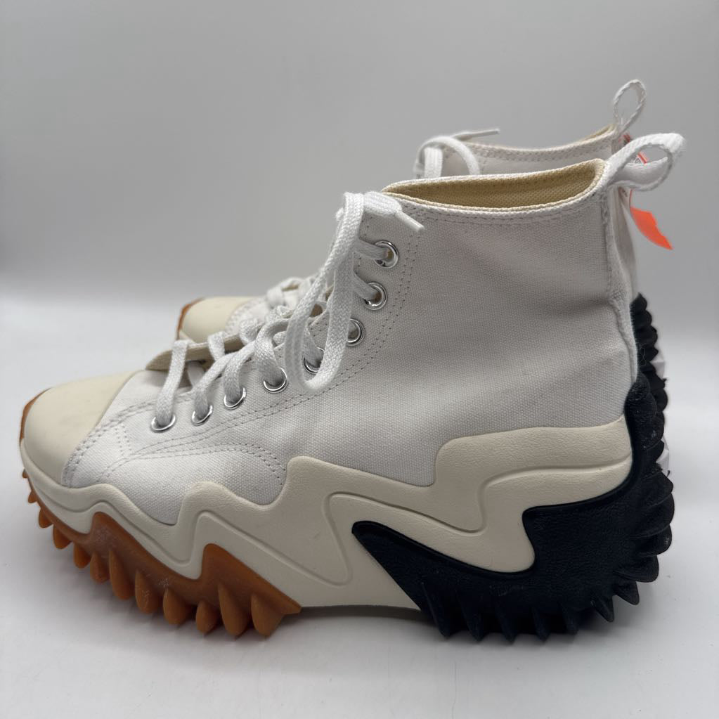 8.5 platform lace-up sneaker