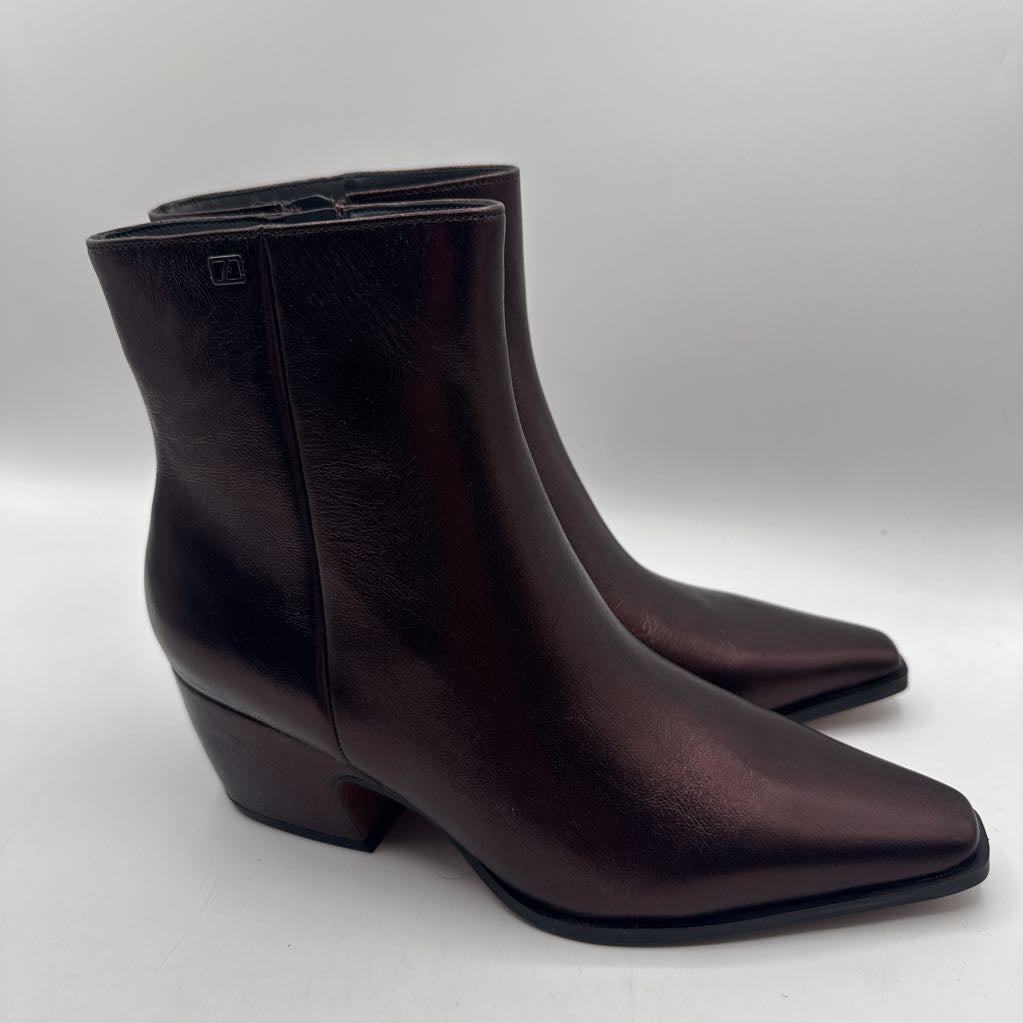 9 leather ankle zip boot