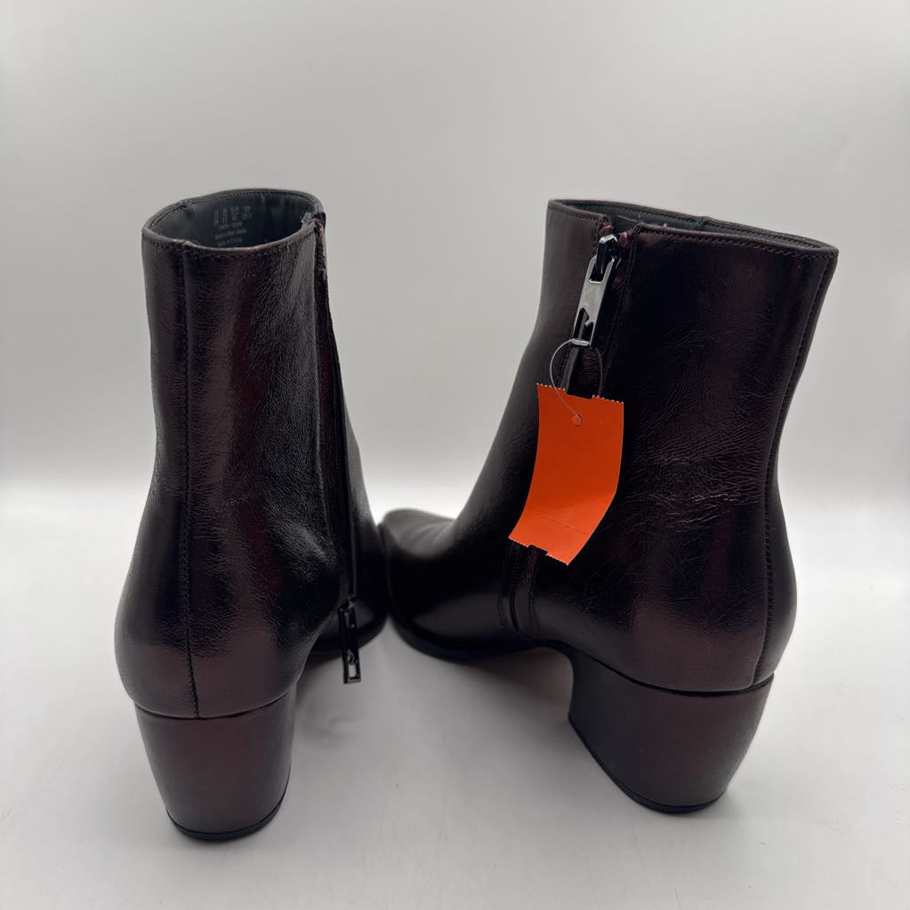 9 leather ankle zip boot