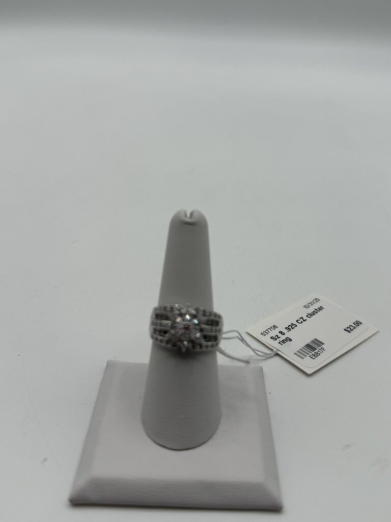 Sz 8 .925 CZ cluster ring