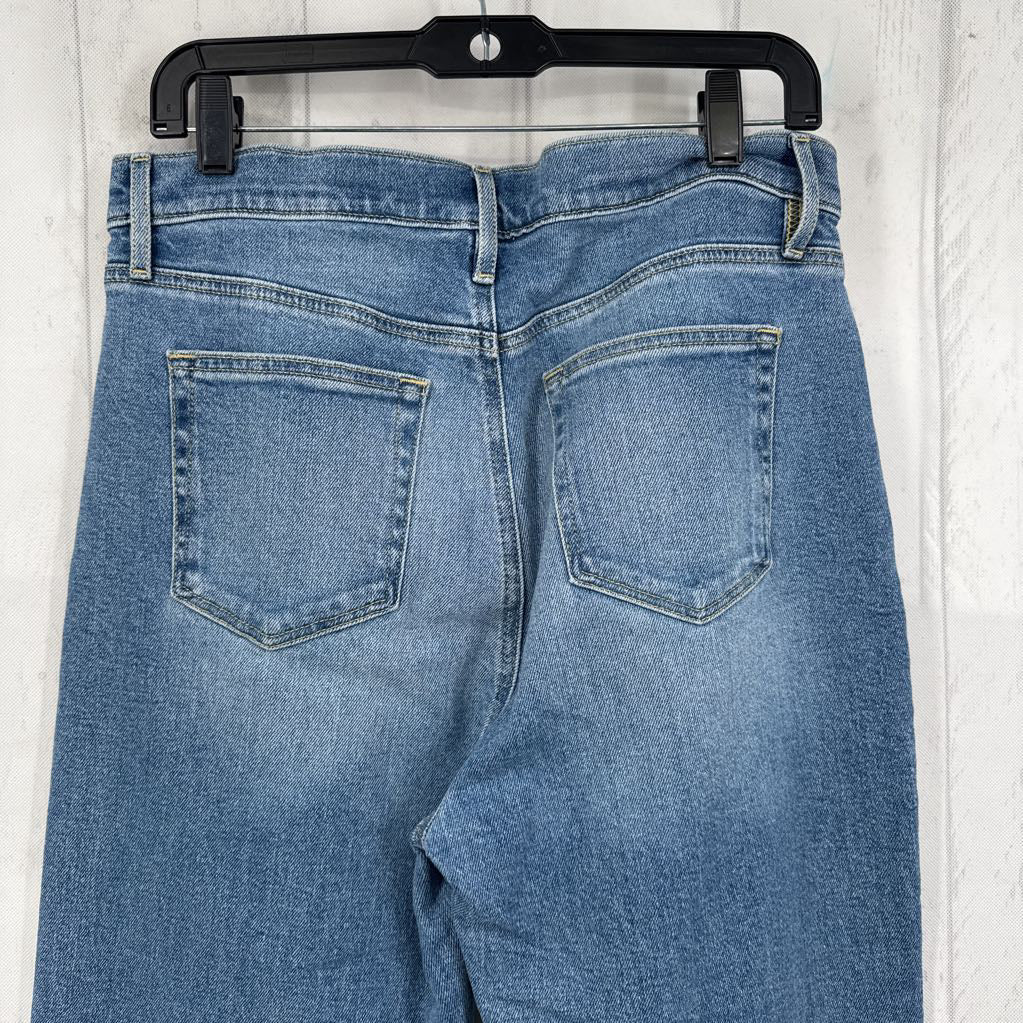 10 mid-rise straight leg jean