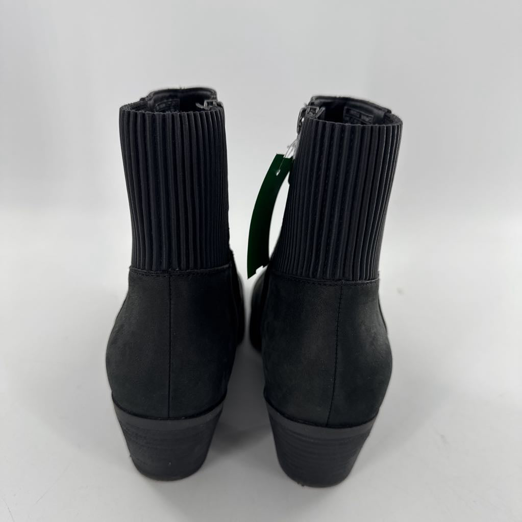6 waterproof ankle boot