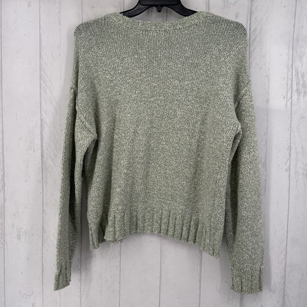 M v-neck sweater