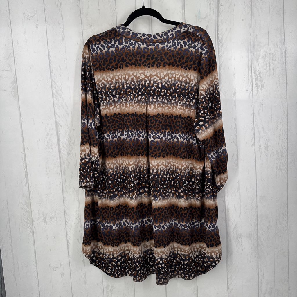 XXXL animal print v-neck 3/4 slv top