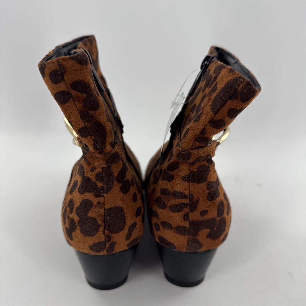 10 animal print ankle boot