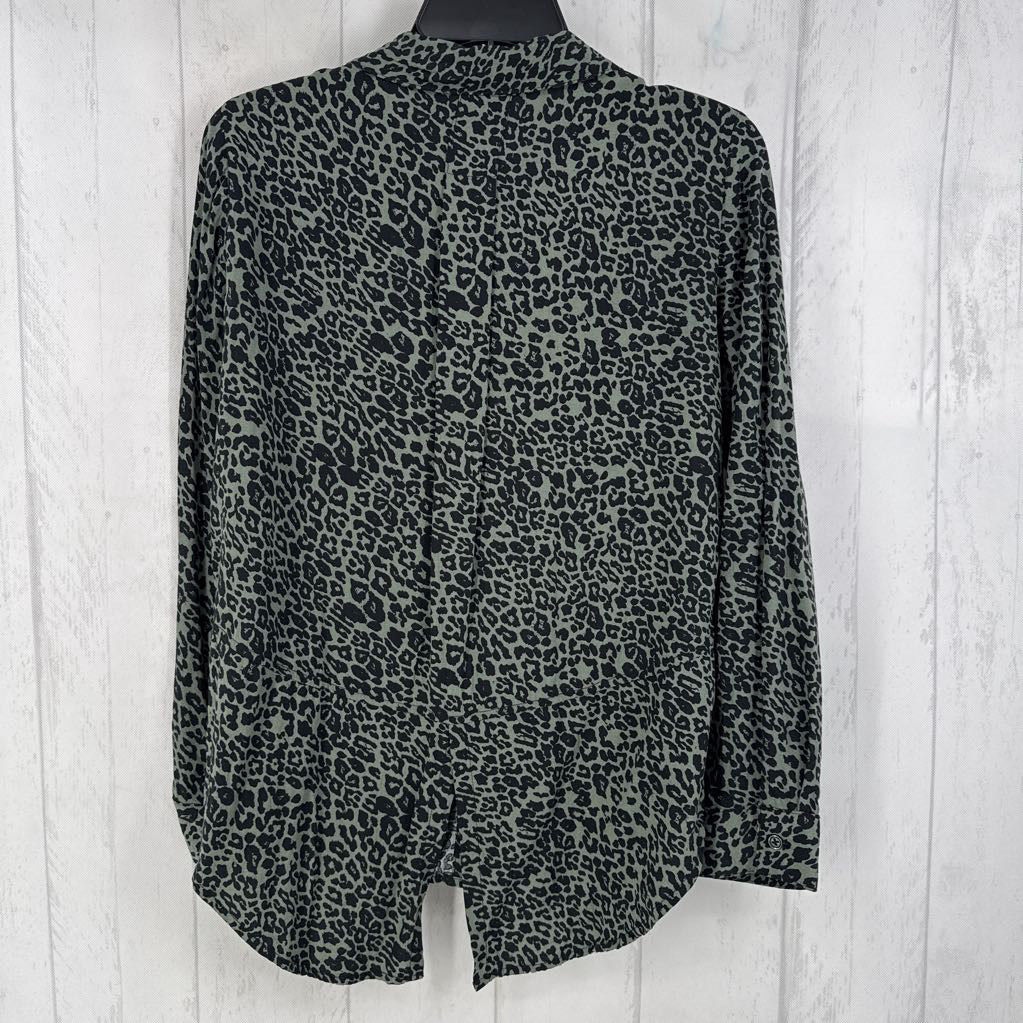 S l/s animal print button shirt