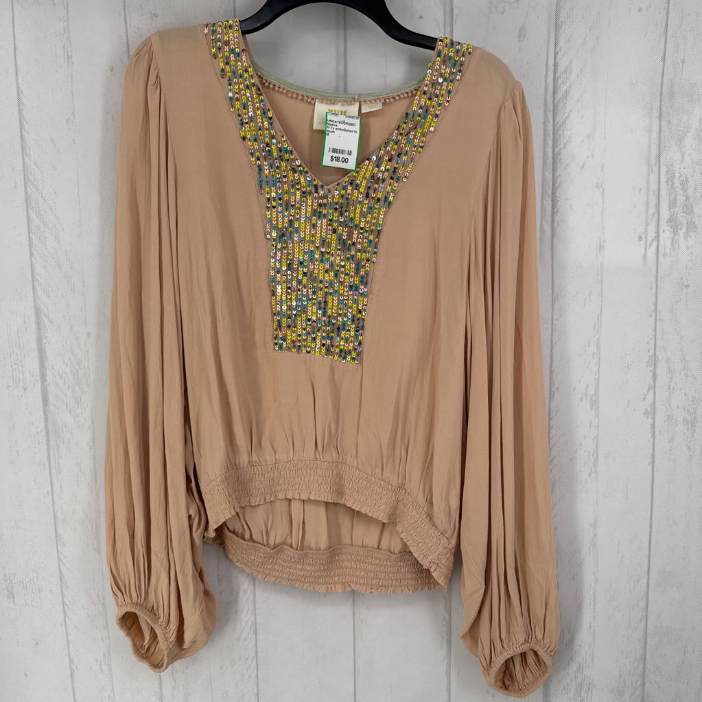 M l/s embellished hi-low top