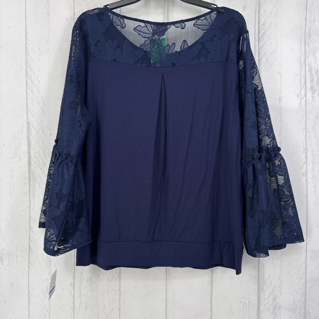 XL lace flare slv top