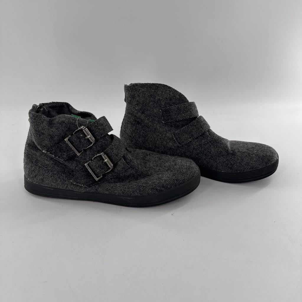 7 felt bootie
