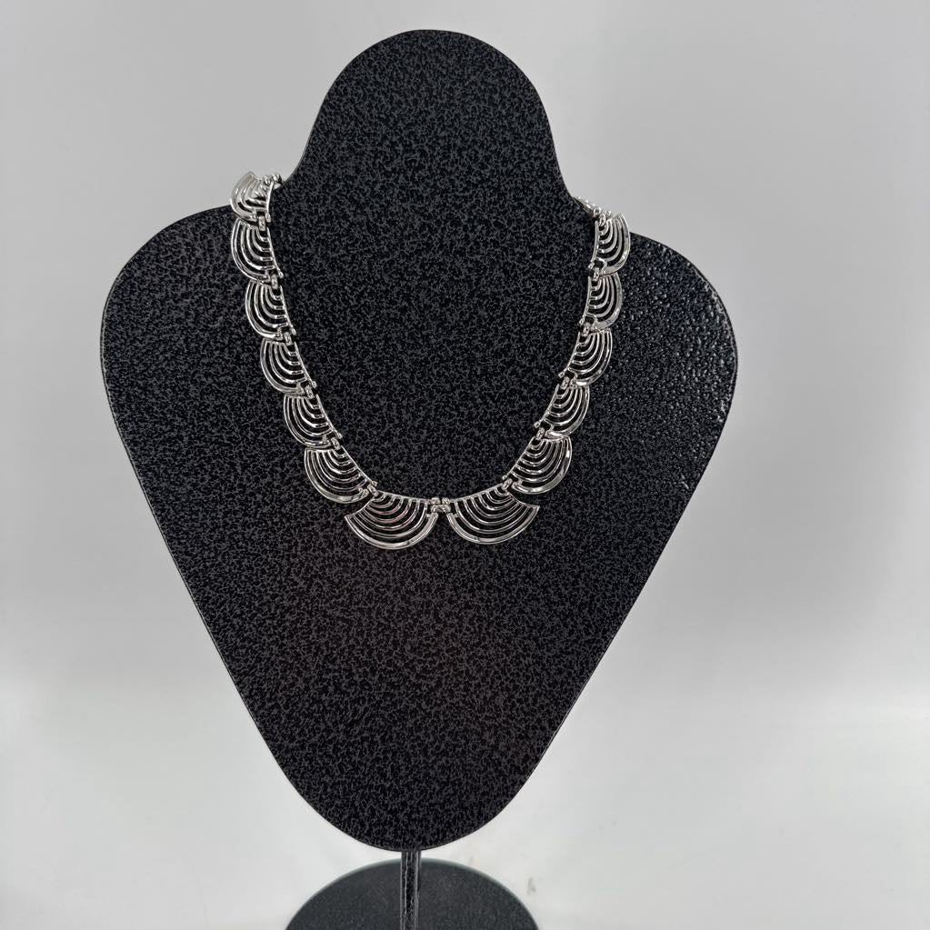 8" silver tone trifari necklace