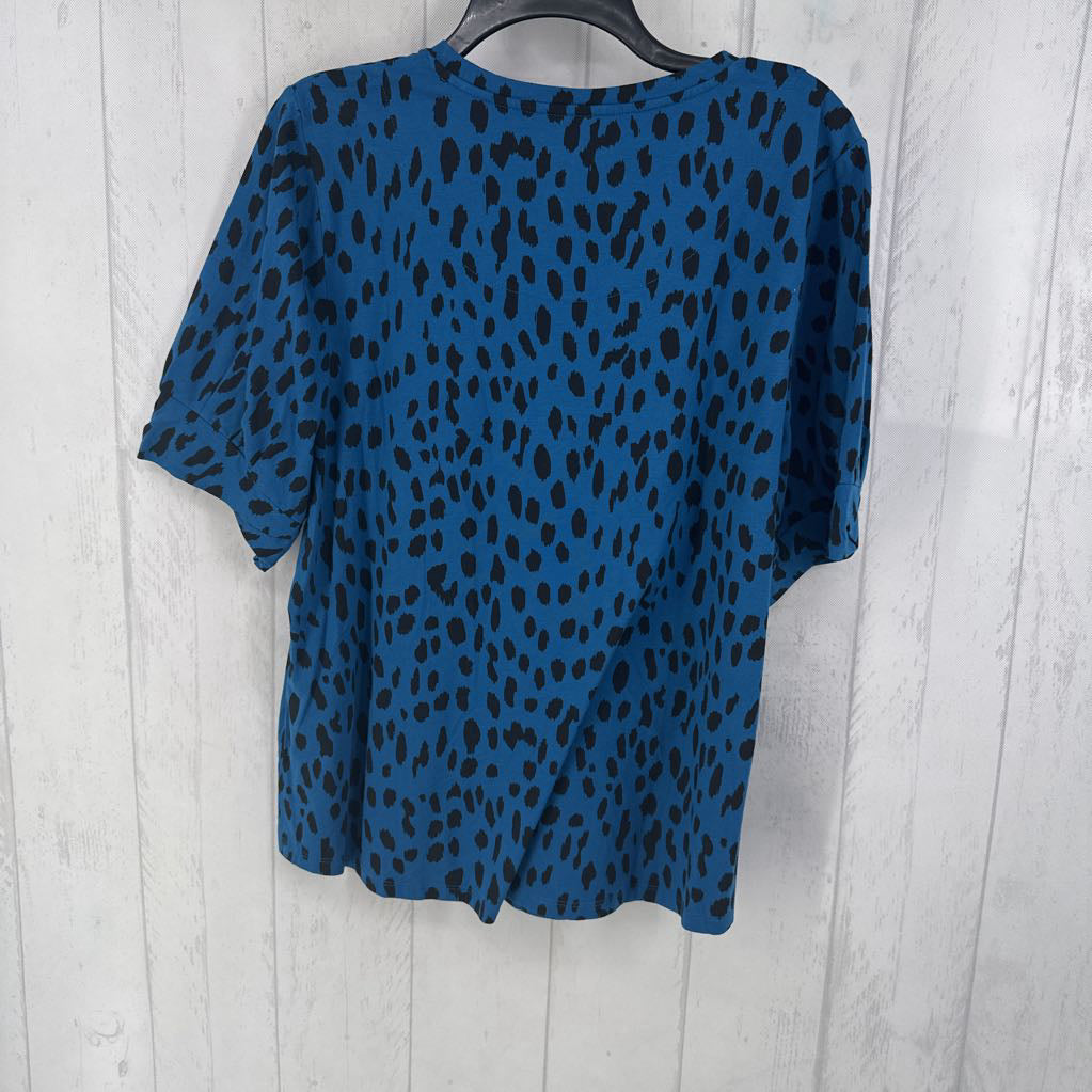 R69 XL abstract rolled cuff top