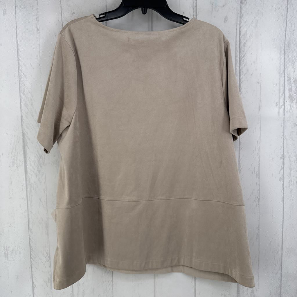1X faux suede s/s top